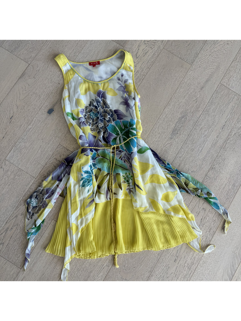 Rene Derhy Vintage Floral Yellow Sleeveless Dress Pleated Sequins Size S